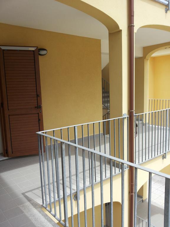Valledoria Fiore Apartment Bagian luar foto